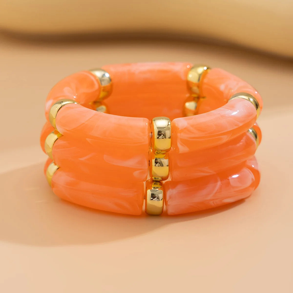 Braccialetti colorati e audaci